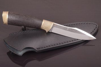 Нож авторский "Щит" из серии походных универсальных ножей Н0696 фото